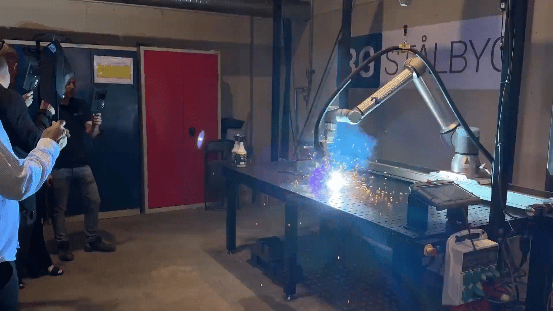 Baggrundsvideo hjemmesidfe (1)-0