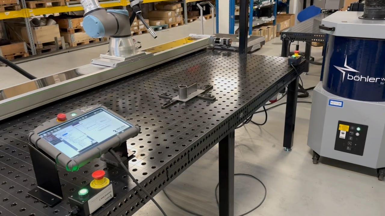 DC2B7D39-E686-4A5B-B874-C3972D132088.poster